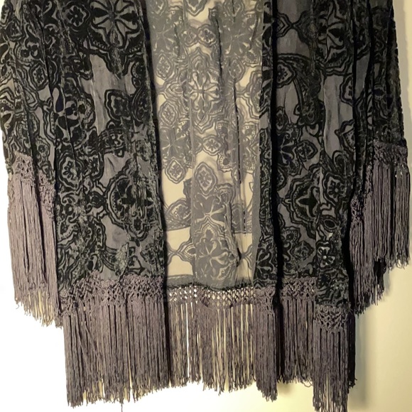 Forever21 kimono - Picture 6 of 7
